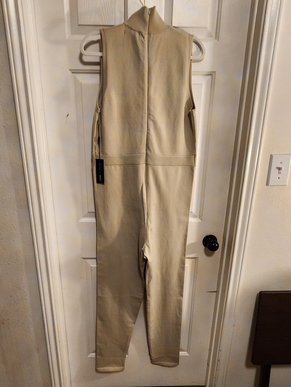 Barneys New York x Forever 21 NWT Sleeveless High Neck Cream Romper Jumpsuit - Picture 3 of 11